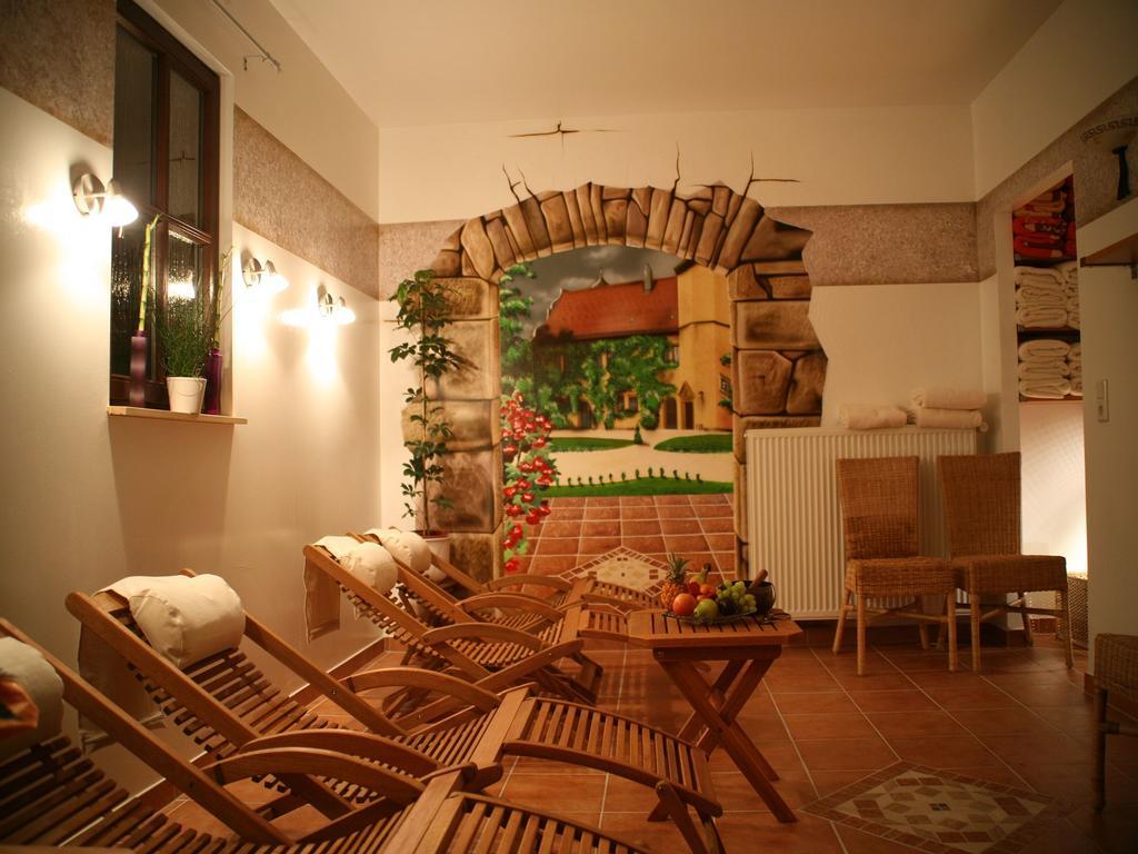 Worners Schloss Weingut & Wellness-Hotel Prichsenstadt Exterior foto